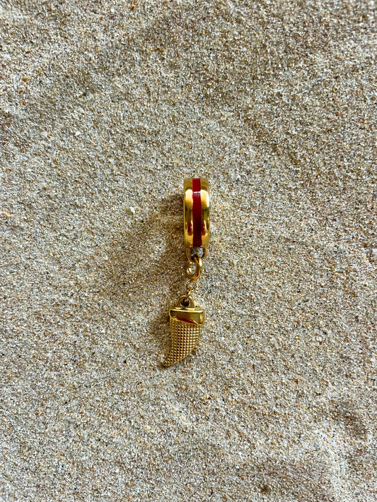 Bijou rubis dent de l'océan