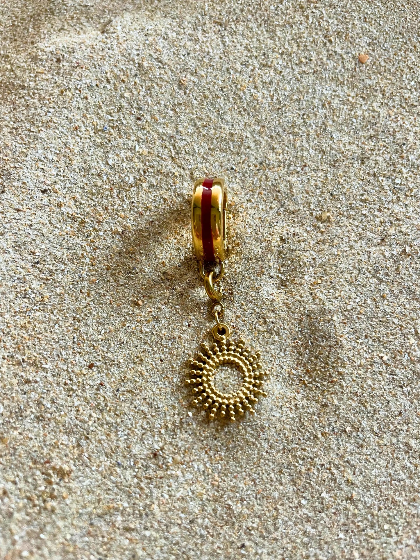 Bijou rubis rayon de soleil